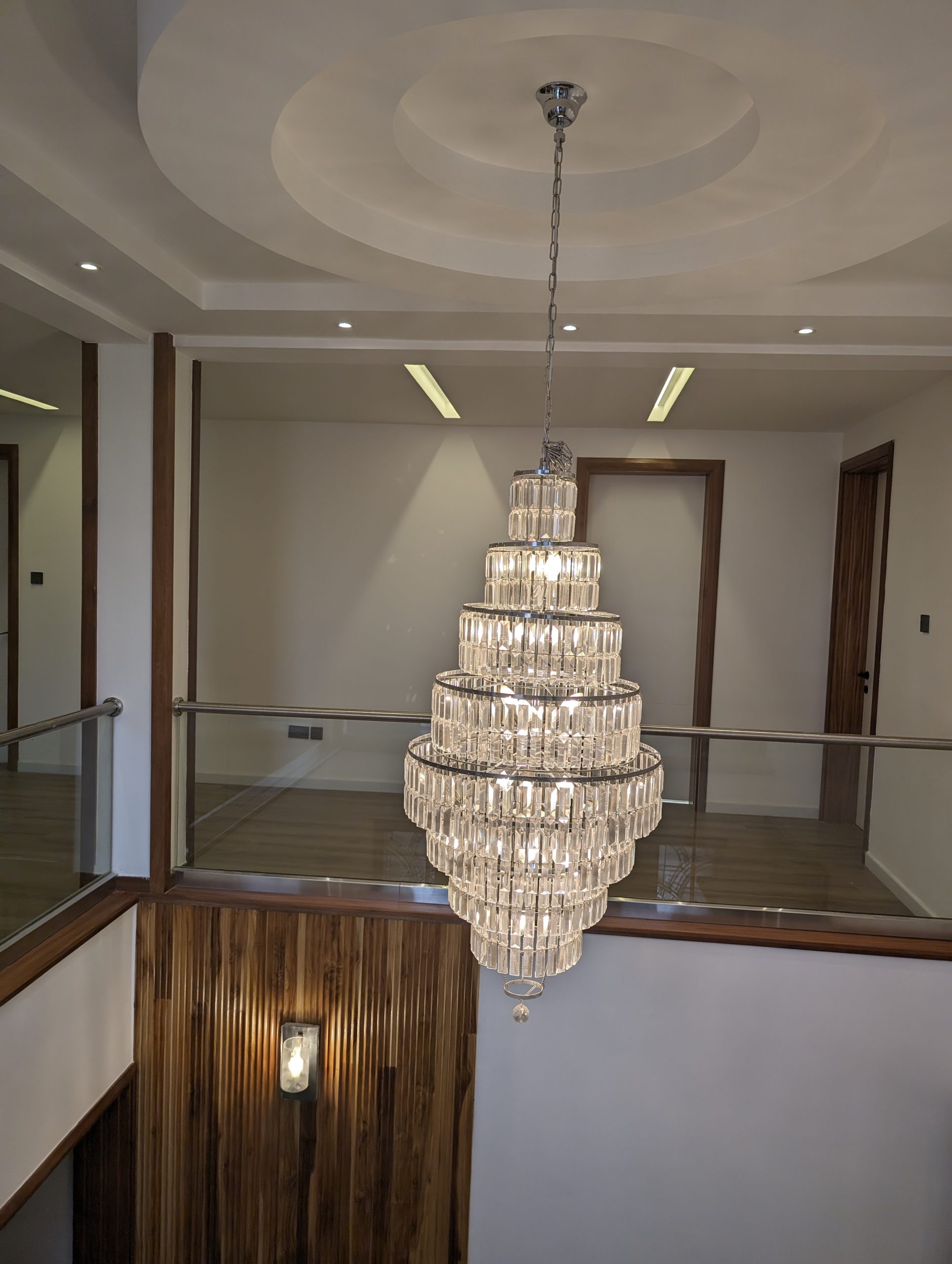 5 Bedroom Luxurious Massionate At Garden Estate (4)